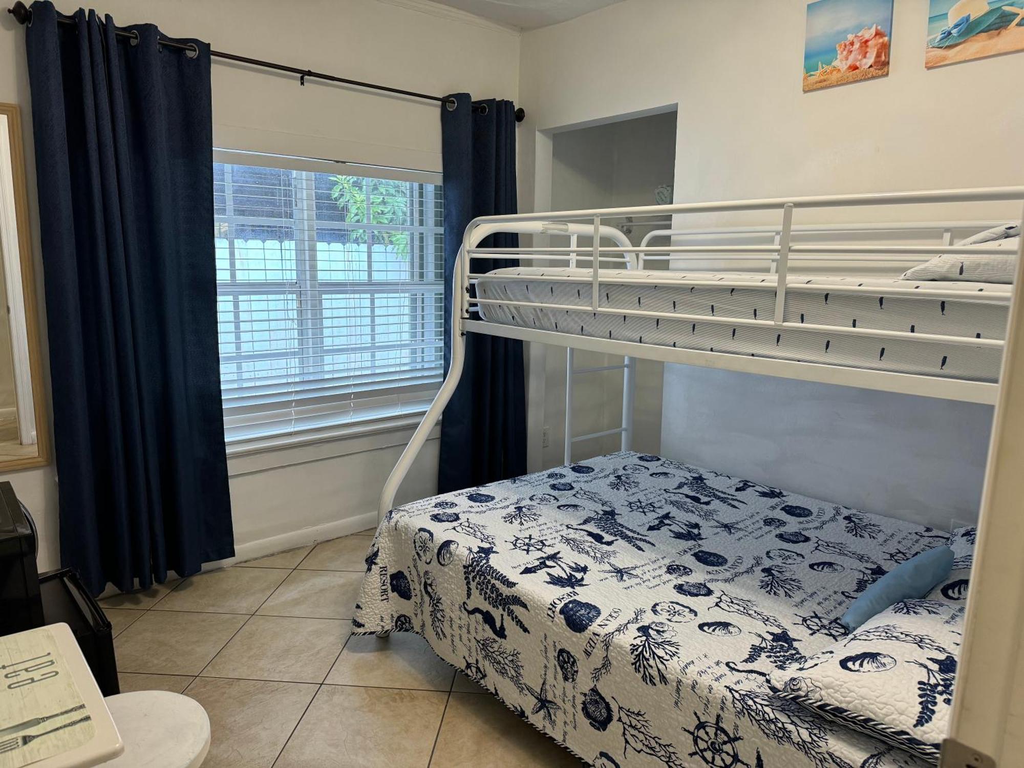 B5 Best Value On Private Bedroom With Private Bathroom In Little Havana, Miami Buitenkant foto